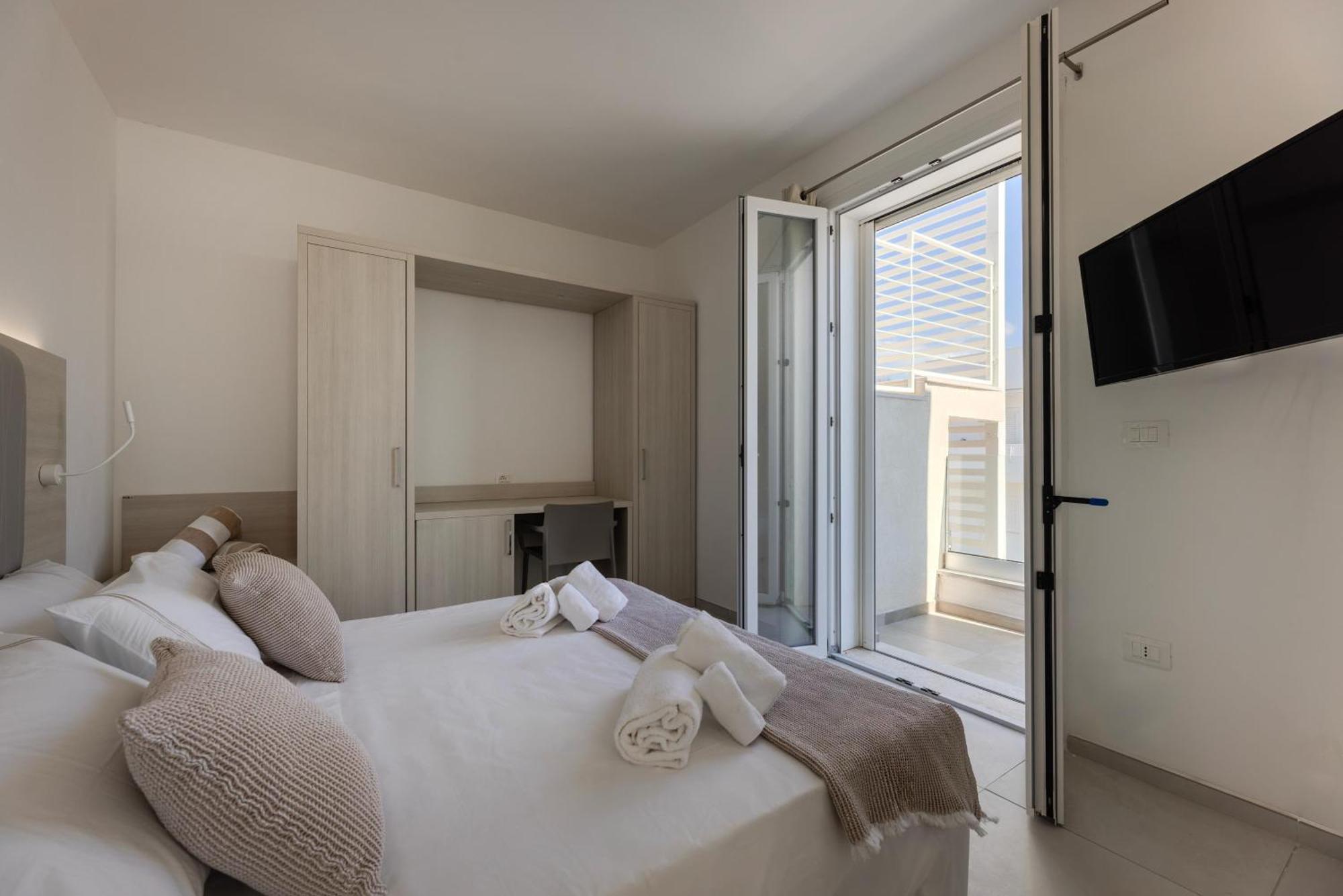 Scirocco Boutique Eco Hotel Torre Pali Bagian luar foto